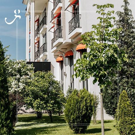 Hotel Garden Pristina Eksteriør billede