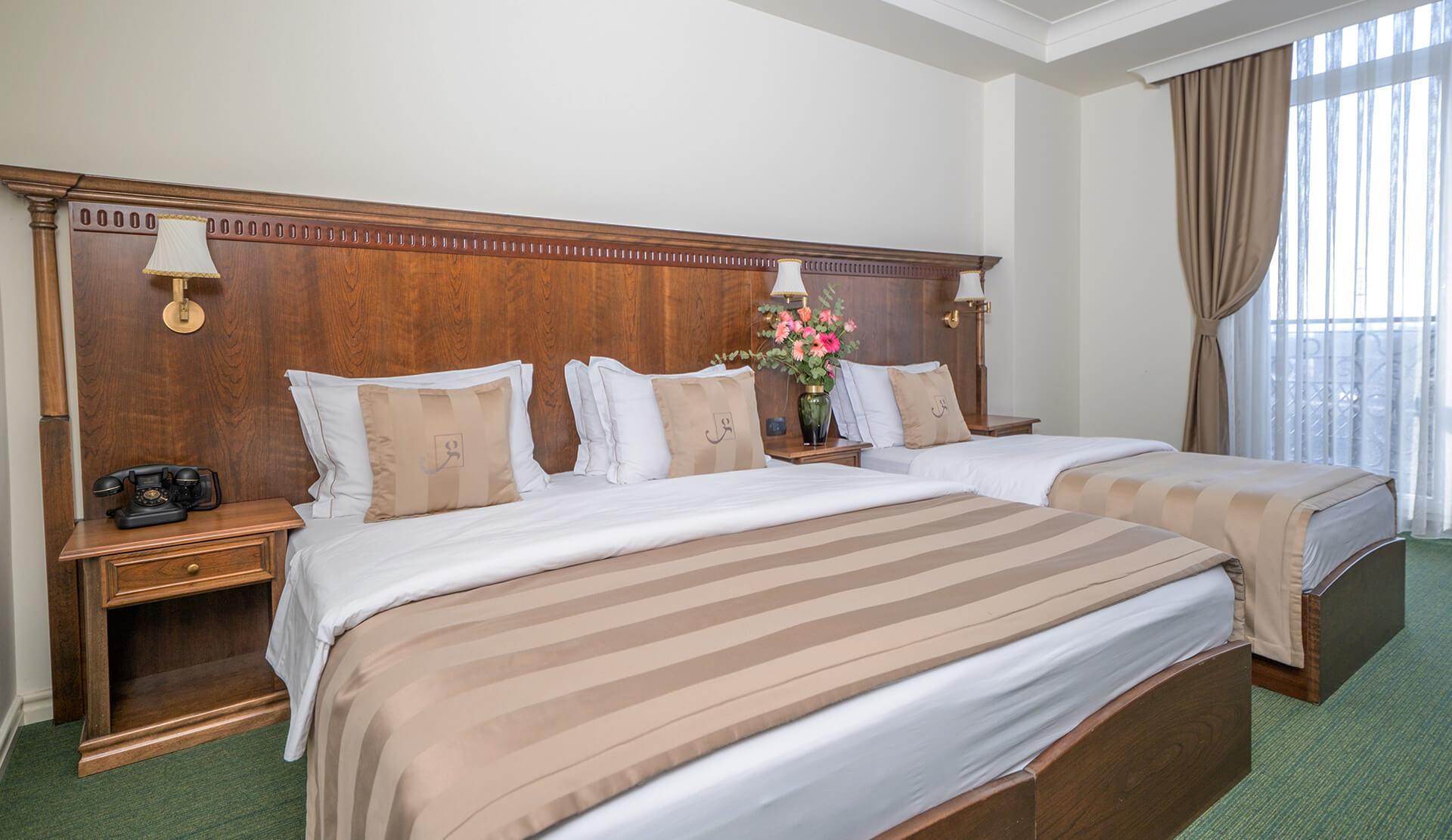 Hotel Garden Pristina Eksteriør billede