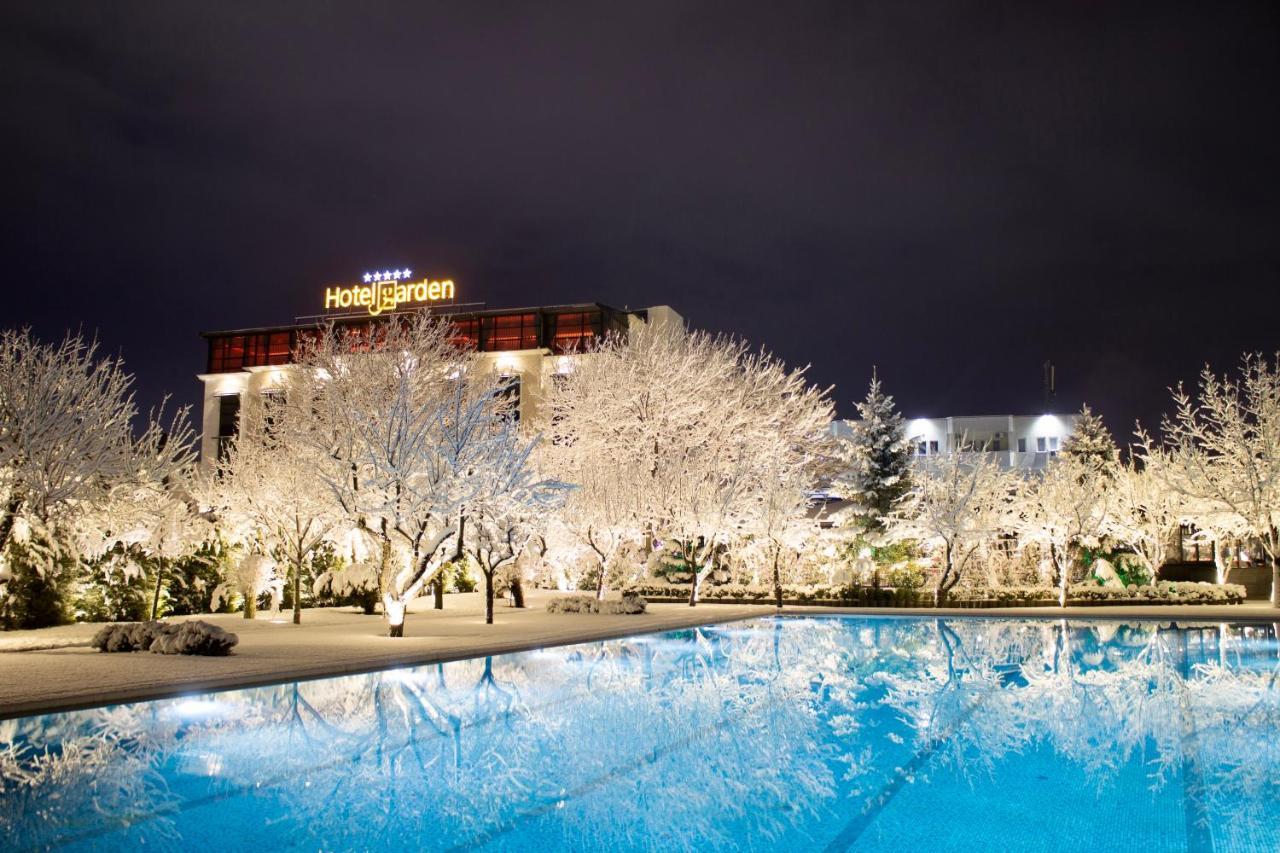 Hotel Garden Pristina Eksteriør billede